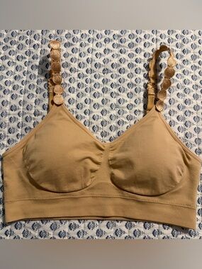 Strap-it’s Seamless Nude Bralette with Decorative Strap